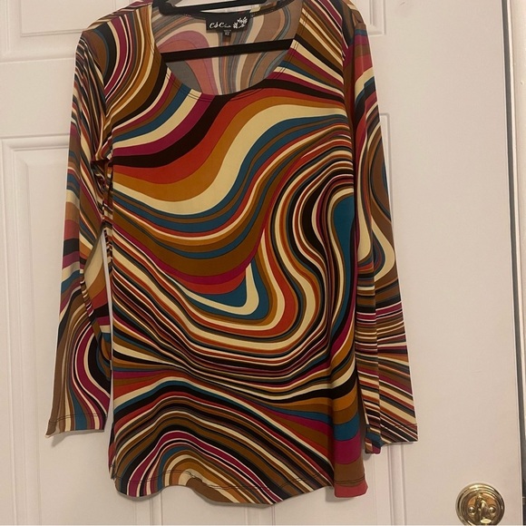 ❤️2/$15 or 3/$21❤️ CSC Studios Retro Swirled Long Sleeve Top, Size XS - Picture 1 of 13